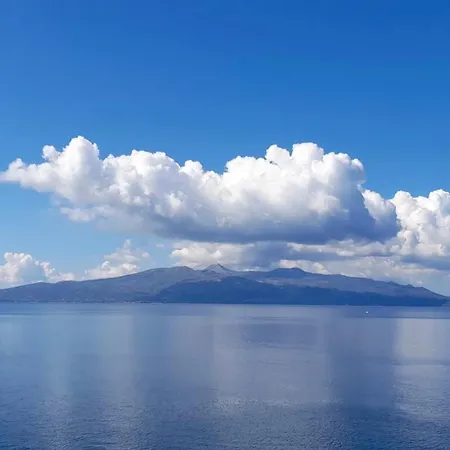 Majka * Sarandë