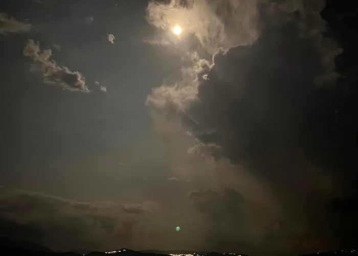 Majka * Sarandë