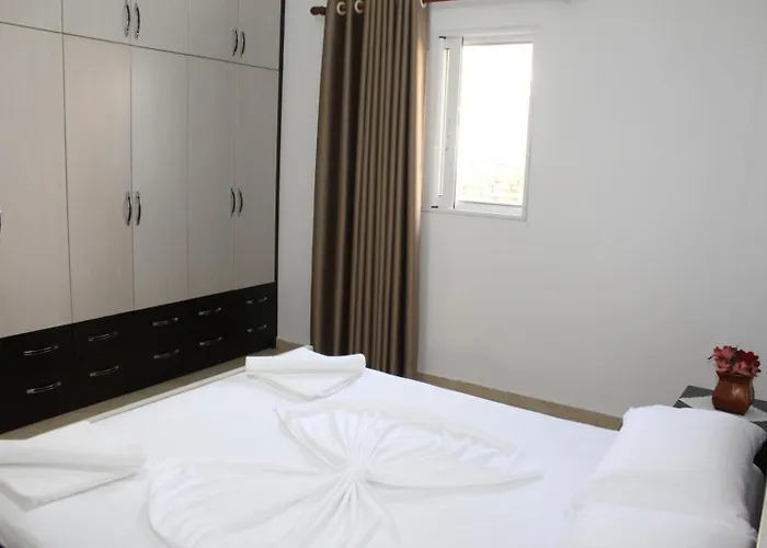 Majka Σαράντα